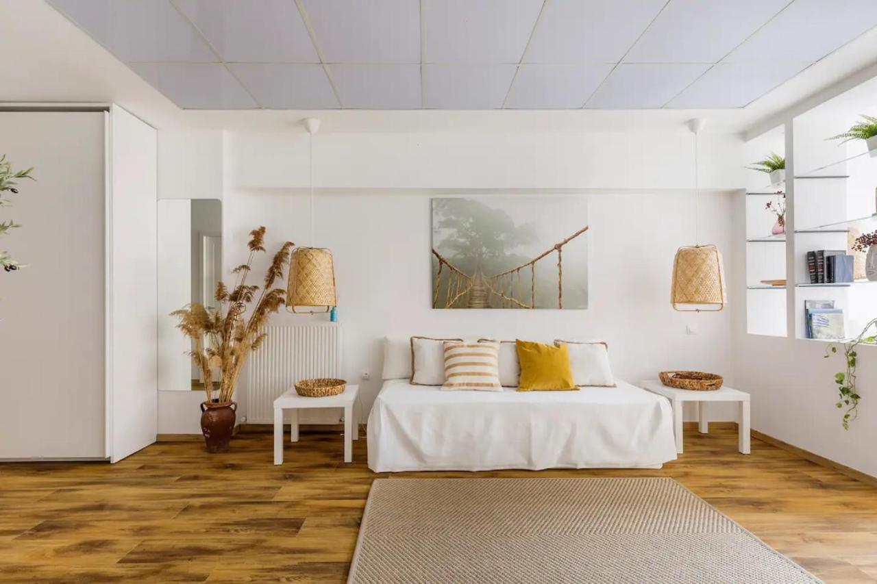 Felicity Loft In Thessaloniki _ Accessible & Comfortable Buitenkant foto